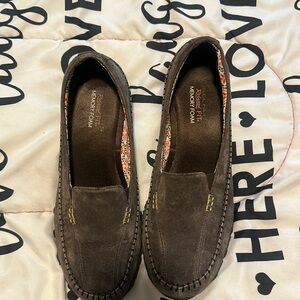 Brown Skechers